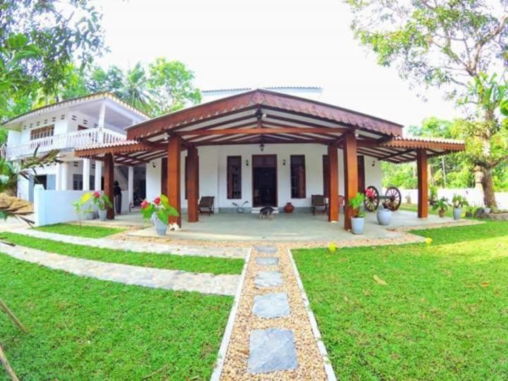 Homestay Gurugedara Heritage Talalla