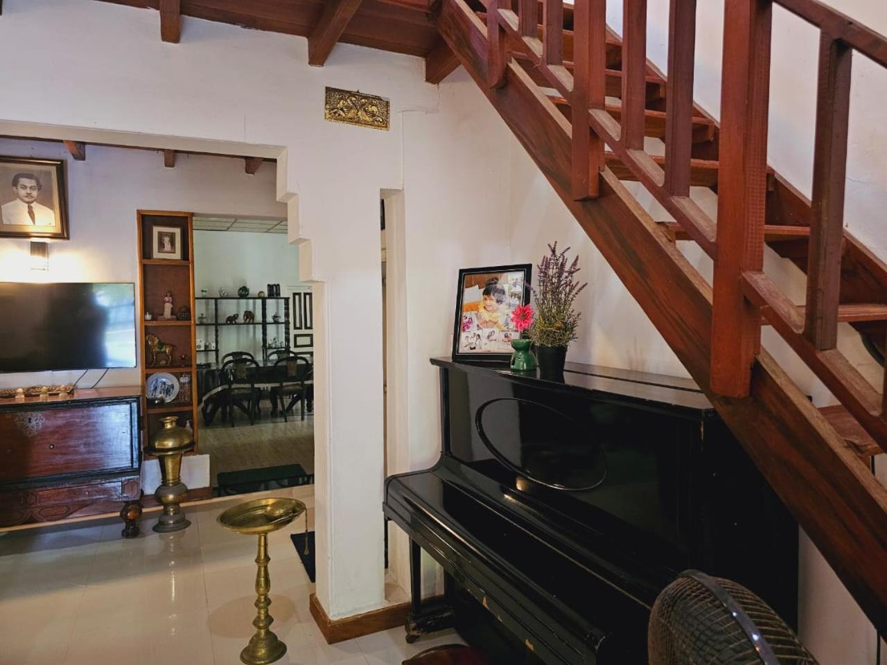 Gurugedara Heritage